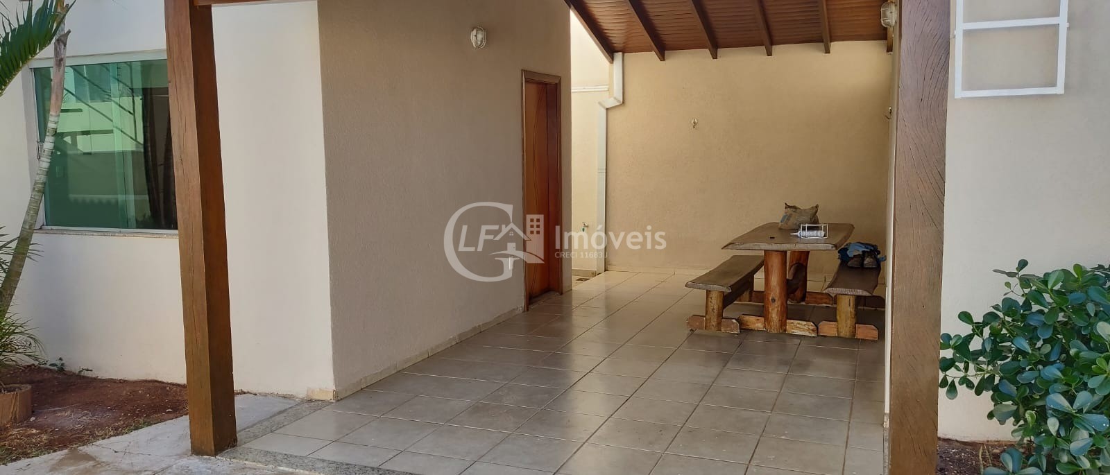 Casa à venda com 2 quartos, 112m² - Foto 3