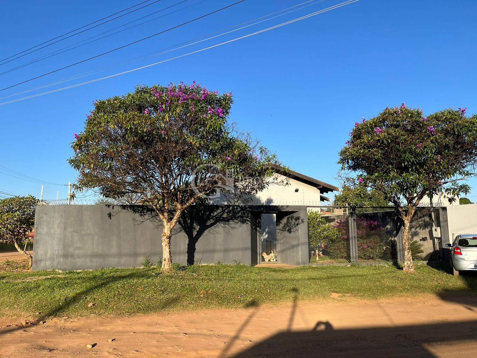 Casa à venda com 3 quartos - Foto 1