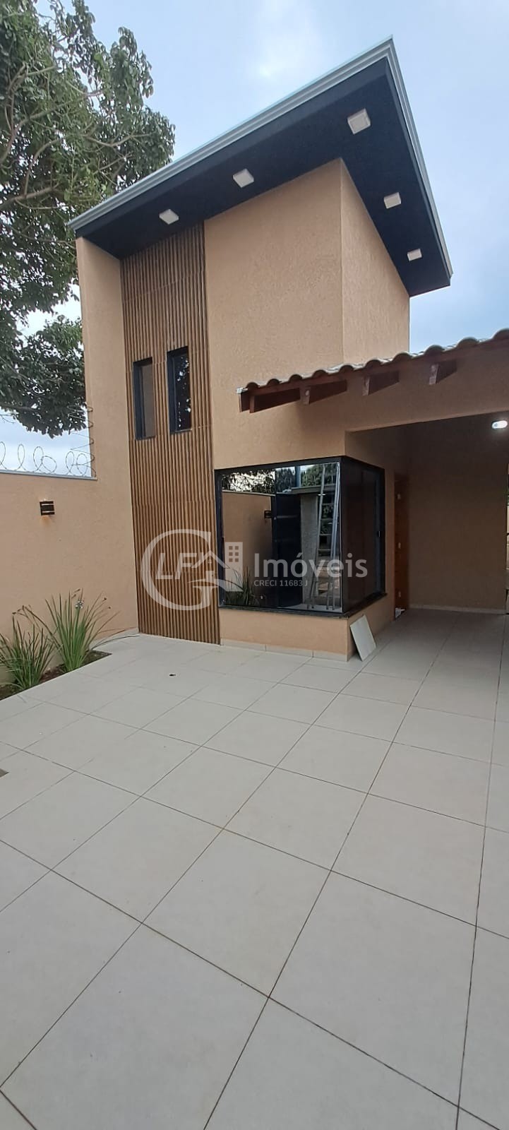 Casa à venda com 2 quartos - Foto 1