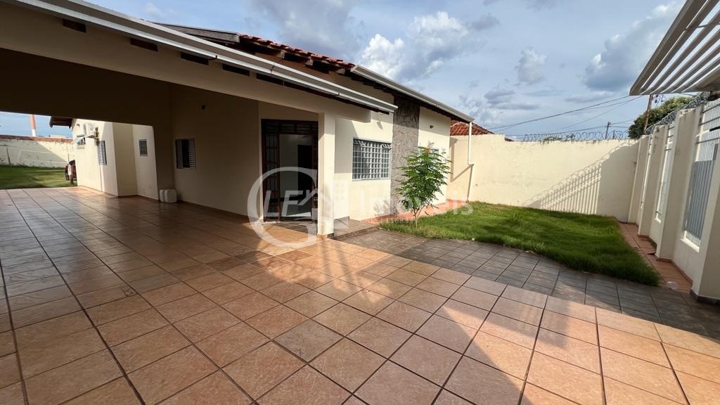 Casa à venda com 3 quartos - Foto 4