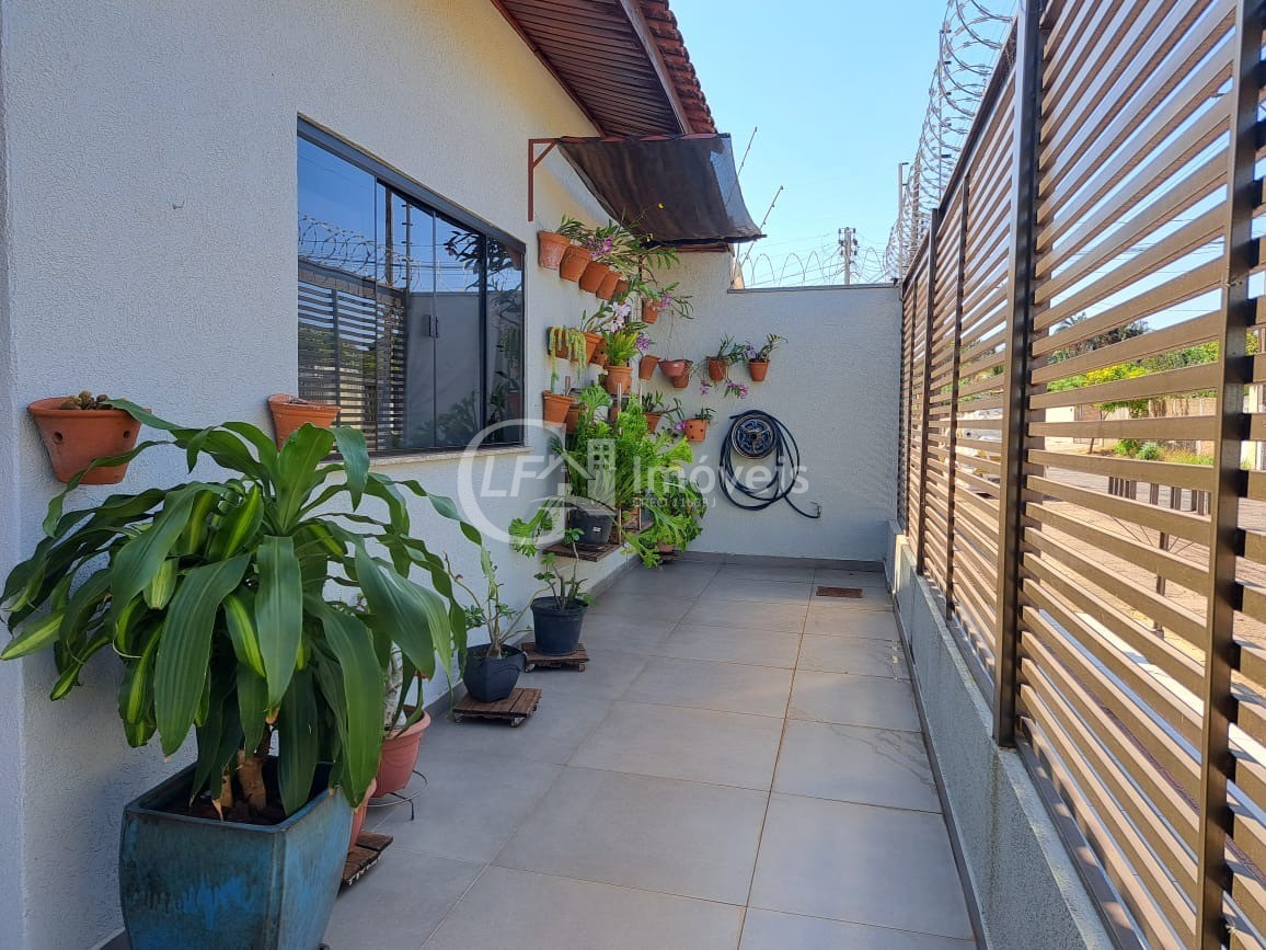 Casa à venda com 3 quartos, 117m² - Foto 10