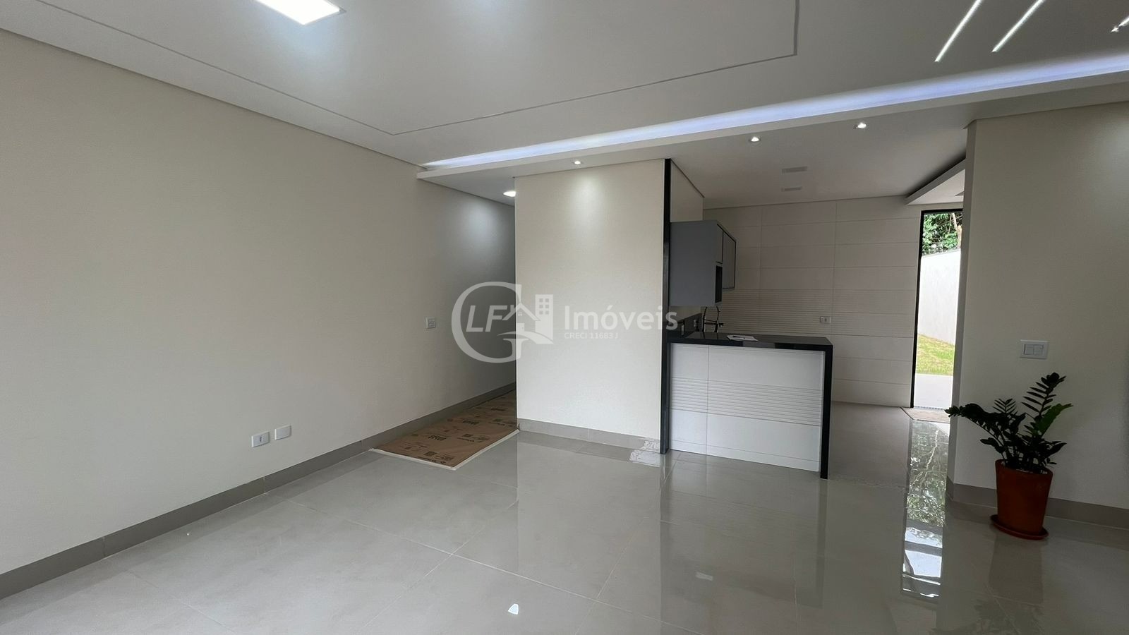 Casa à venda com 3 quartos, 143m² - Foto 5