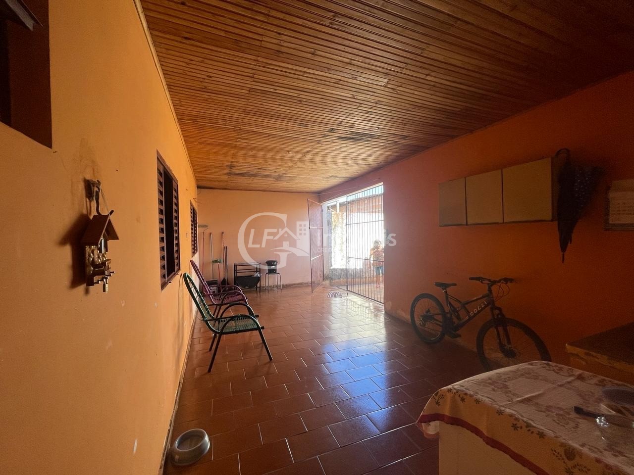 Casa à venda com 2 quartos, 360m² - Foto 10