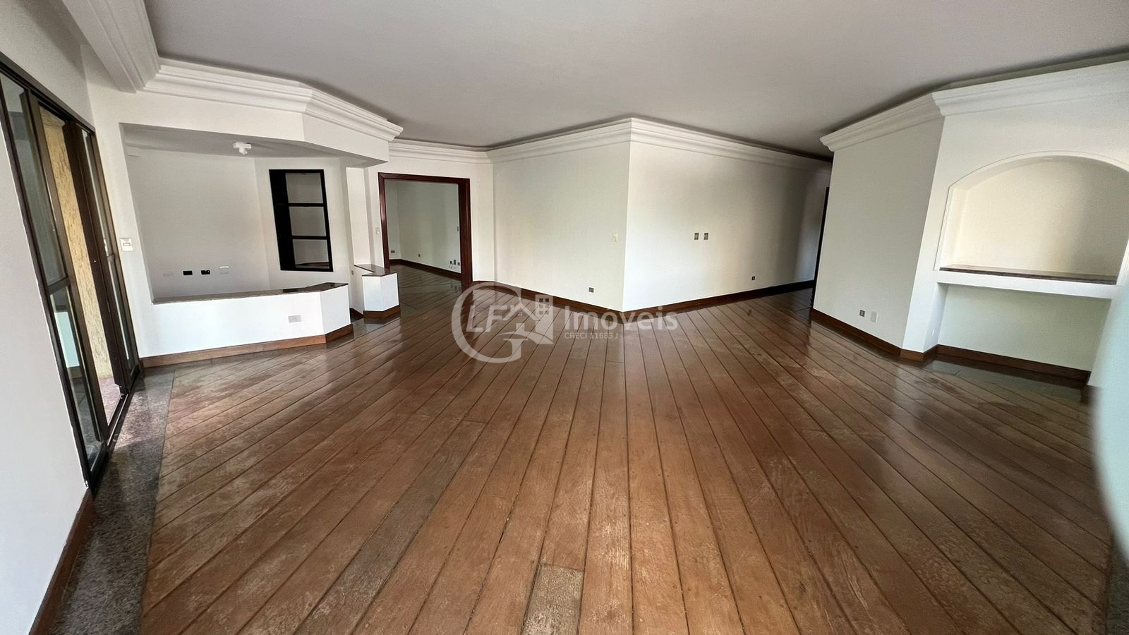 Apartamento à venda com 5 quartos, 591m² - Foto 21