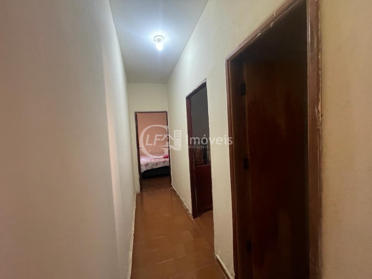 Casa à venda com 2 quartos, 360m² - Foto 16