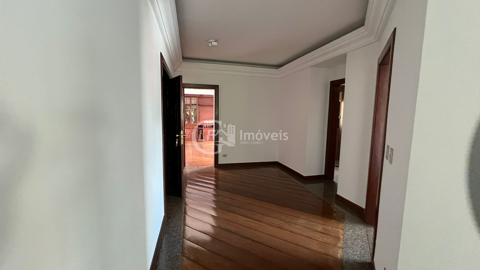 Apartamento à venda com 5 quartos, 591m² - Foto 25