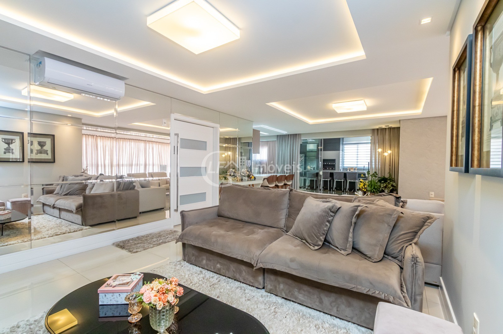 Cobertura, 4 quartos, 215 m² - Foto 3