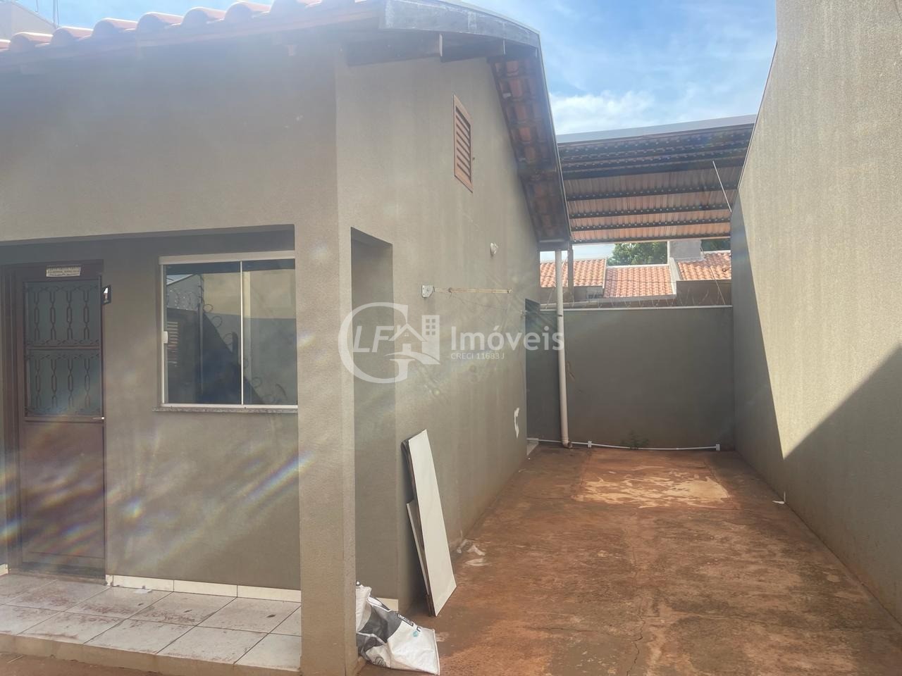 Casa à venda com 2 quartos, 80m² - Foto 13