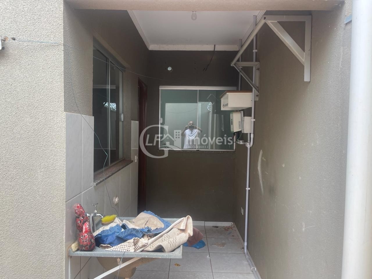 Casa à venda com 2 quartos, 80m² - Foto 4