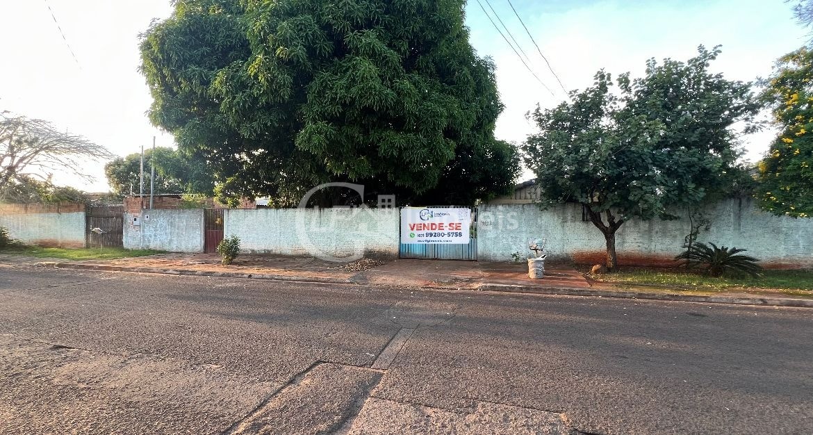 Casa à venda com 4 quartos - Foto 1