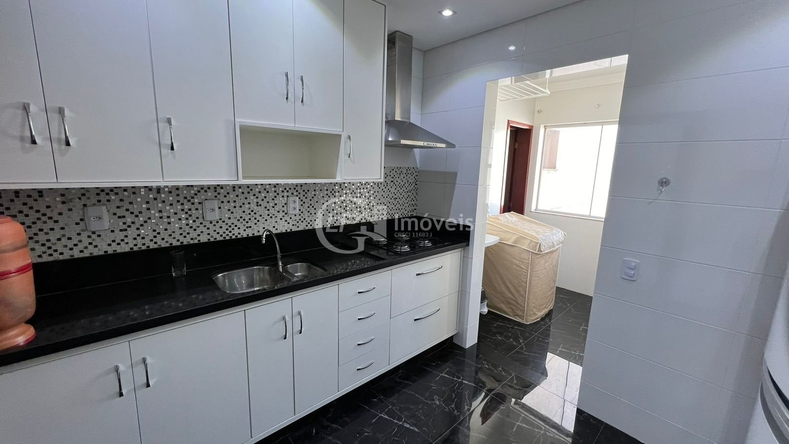 Apartamento à venda com 3 quartos, 124m² - Foto 4