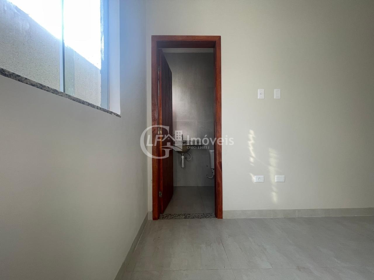 Casa à venda com 2 quartos, 85m² - Foto 5