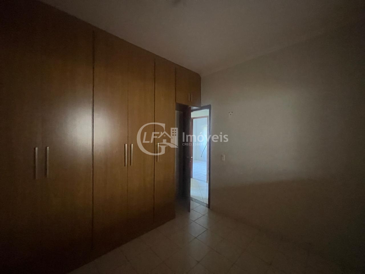 Casa à venda com 3 quartos, 180m² - Foto 11