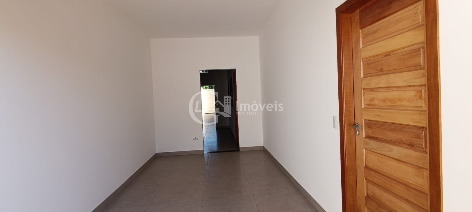 Casa à venda com 3 quartos, 180m² - Foto 3