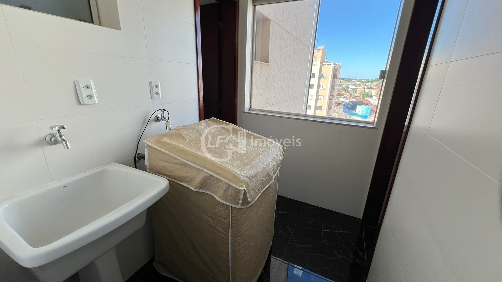 Apartamento à venda com 3 quartos, 124m² - Foto 7