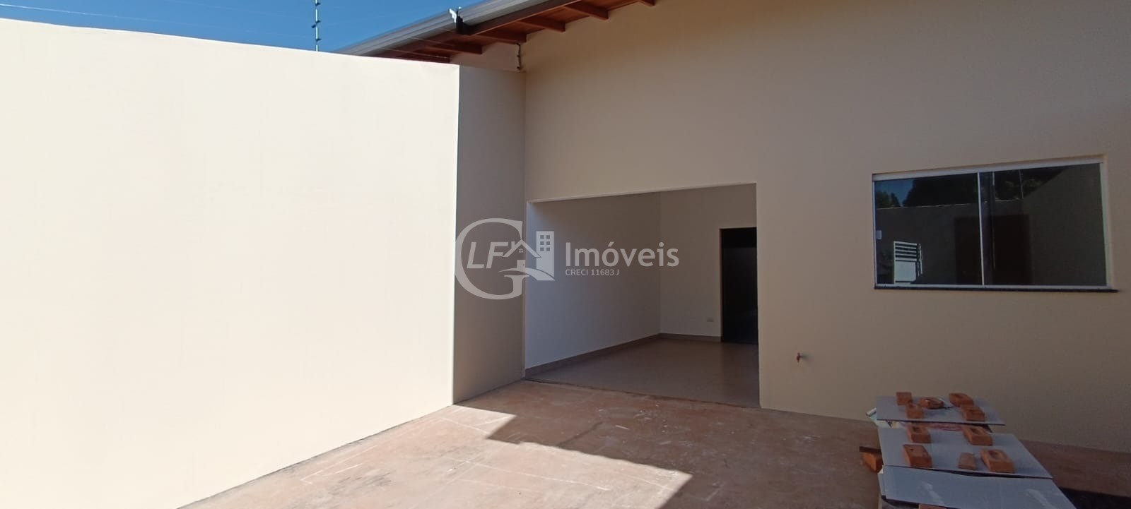 Casa à venda com 3 quartos, 180m² - Foto 2