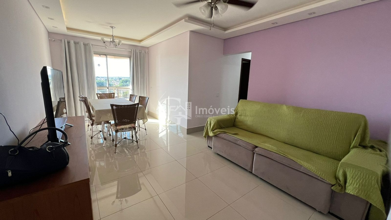 Apartamento à venda com 3 quartos, 124m² - Foto 2