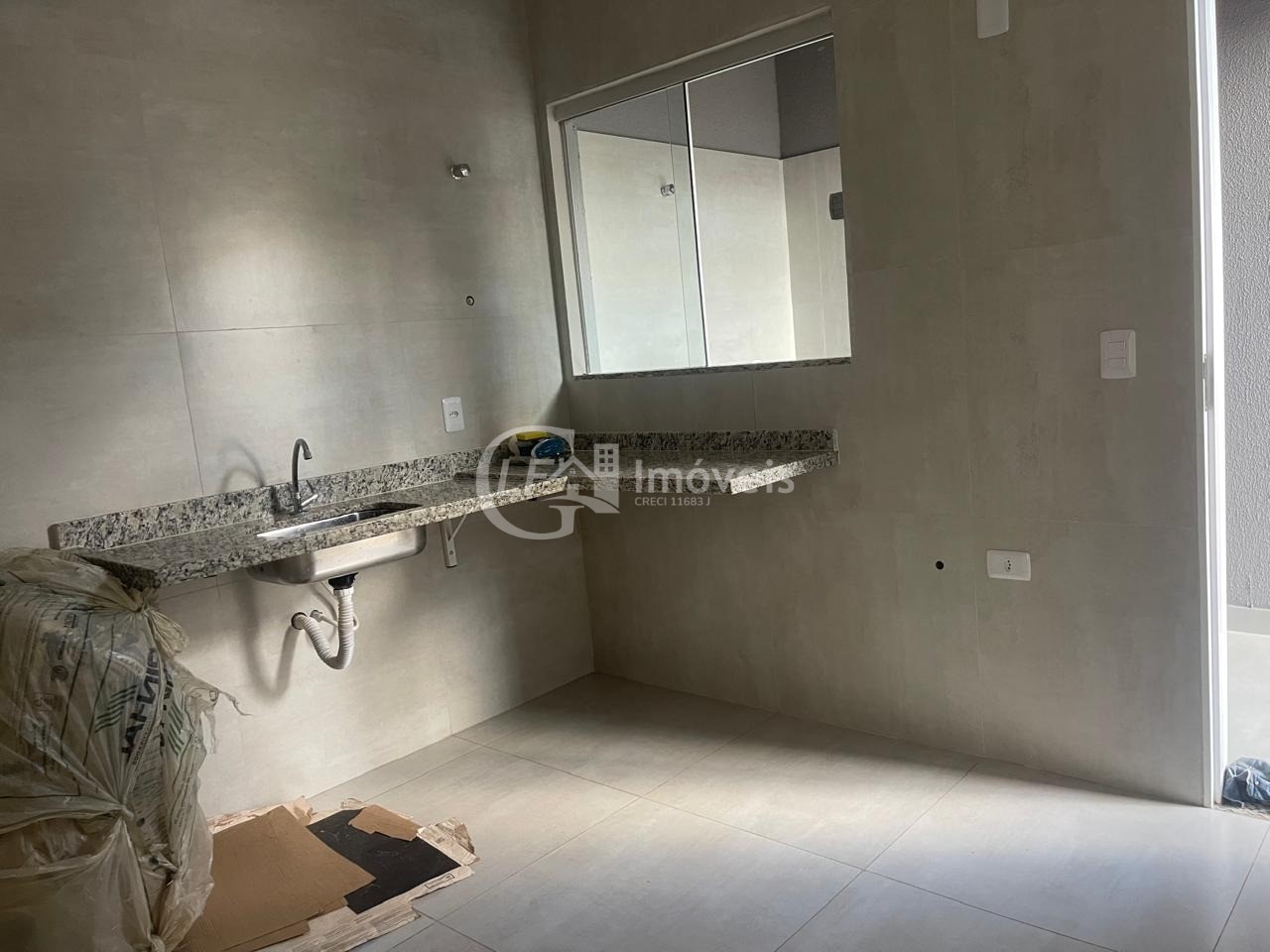 Casa à venda com 2 quartos, 85m² - Foto 14