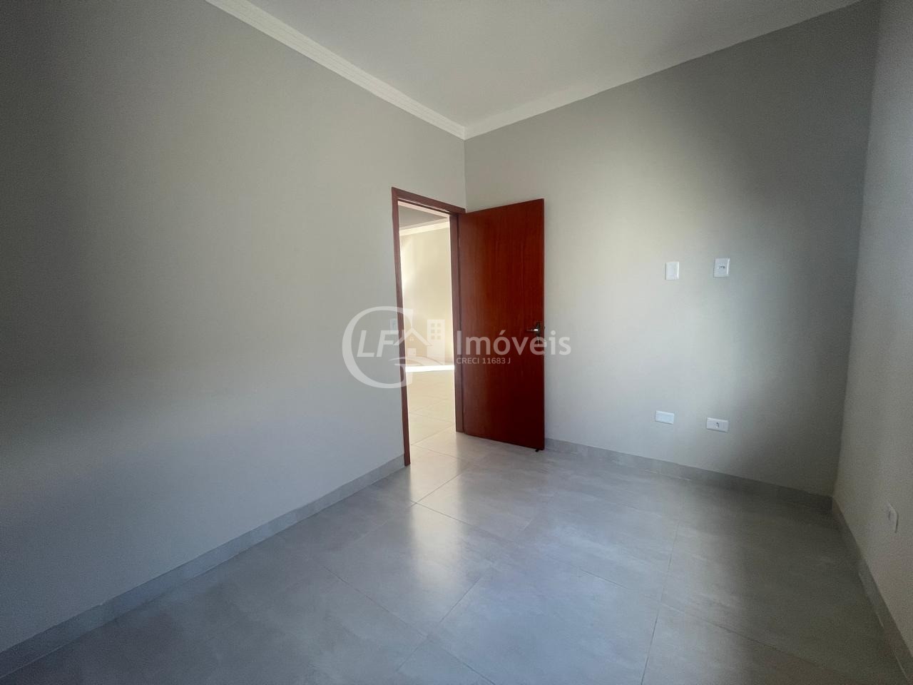 Casa à venda com 2 quartos, 85m² - Foto 8