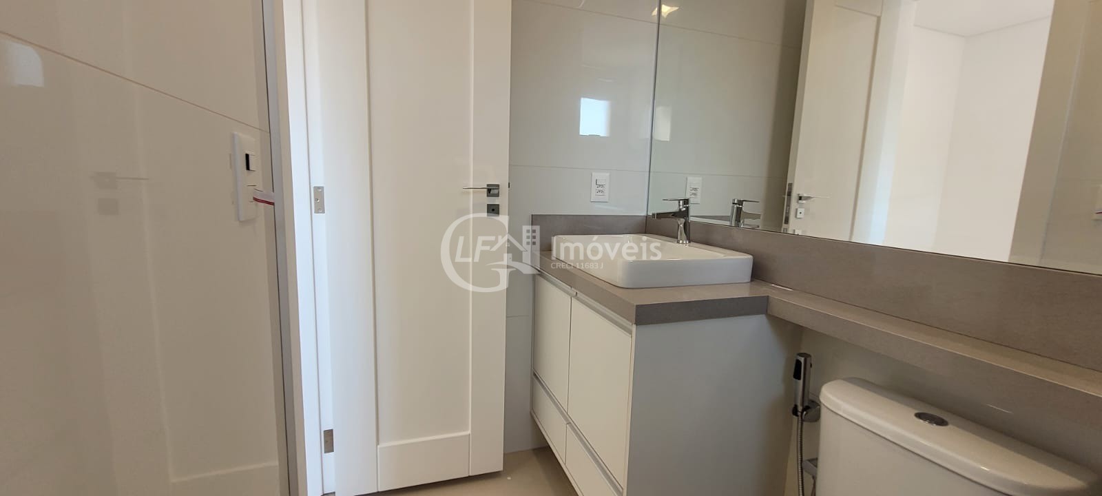 Apartamento à venda e aluguel com 4 quartos, 146m² - Foto 4