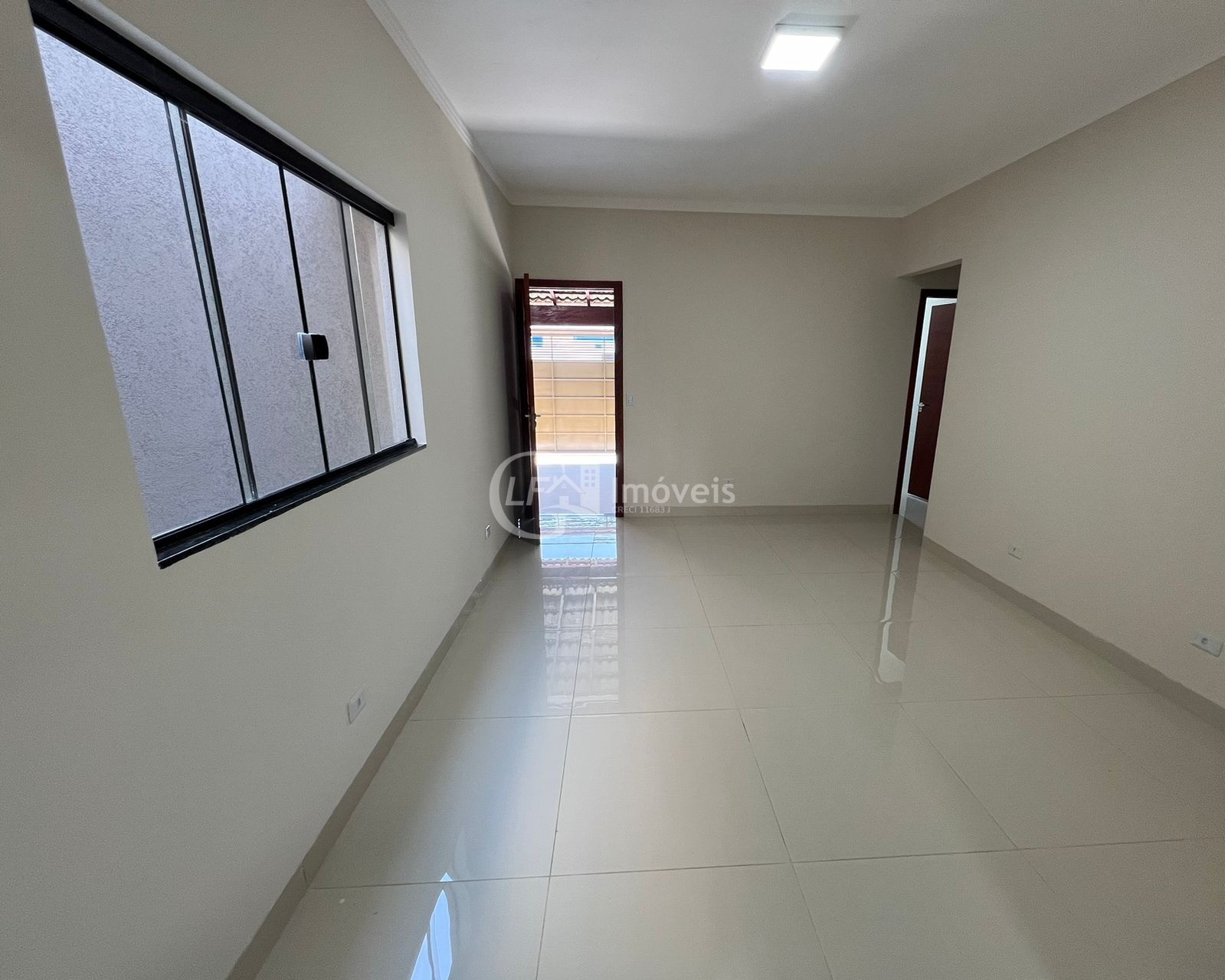 Casa à venda com 3 quartos, 180m² - Foto 6