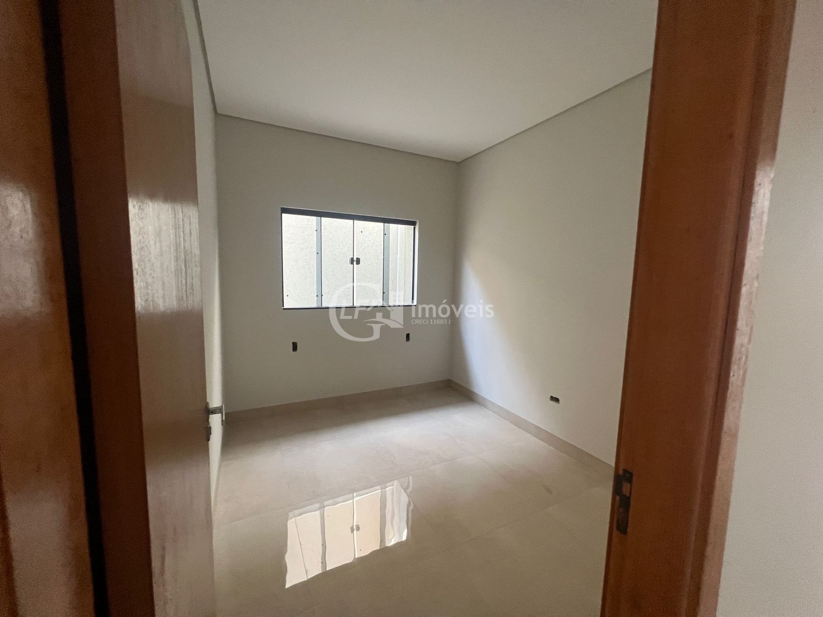 Casa à venda com 3 quartos, 228m² - Foto 4