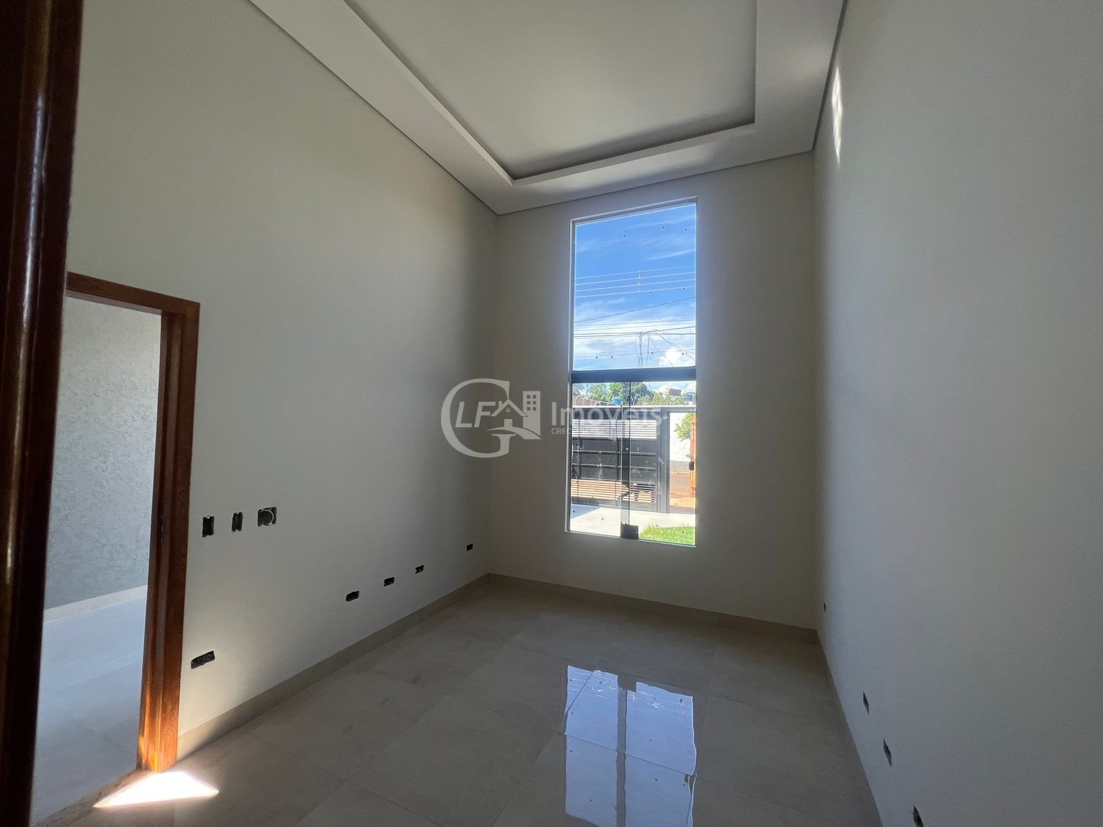 Casa à venda com 3 quartos, 228m² - Foto 3