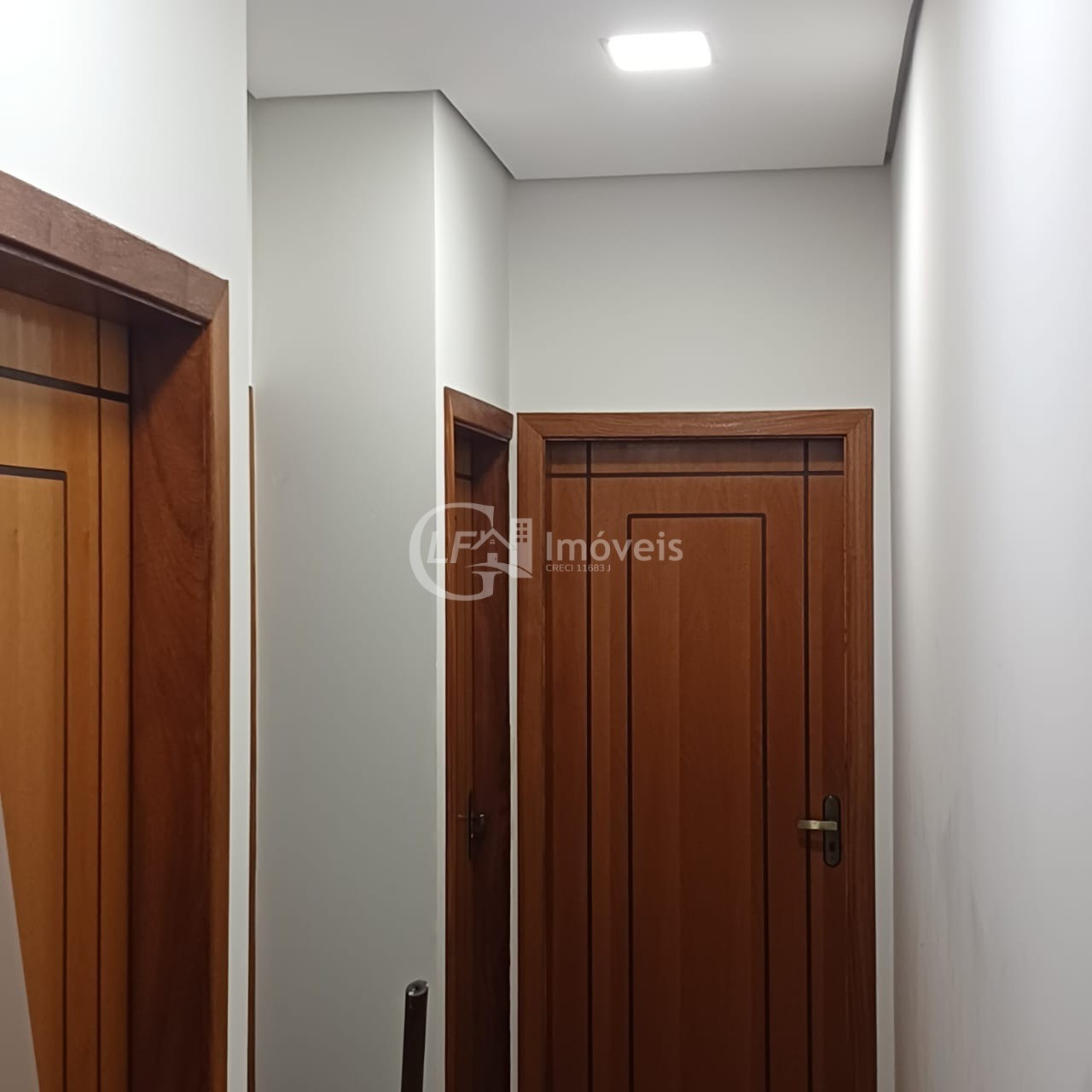 Casa à venda com 3 quartos, 180m² - Foto 7