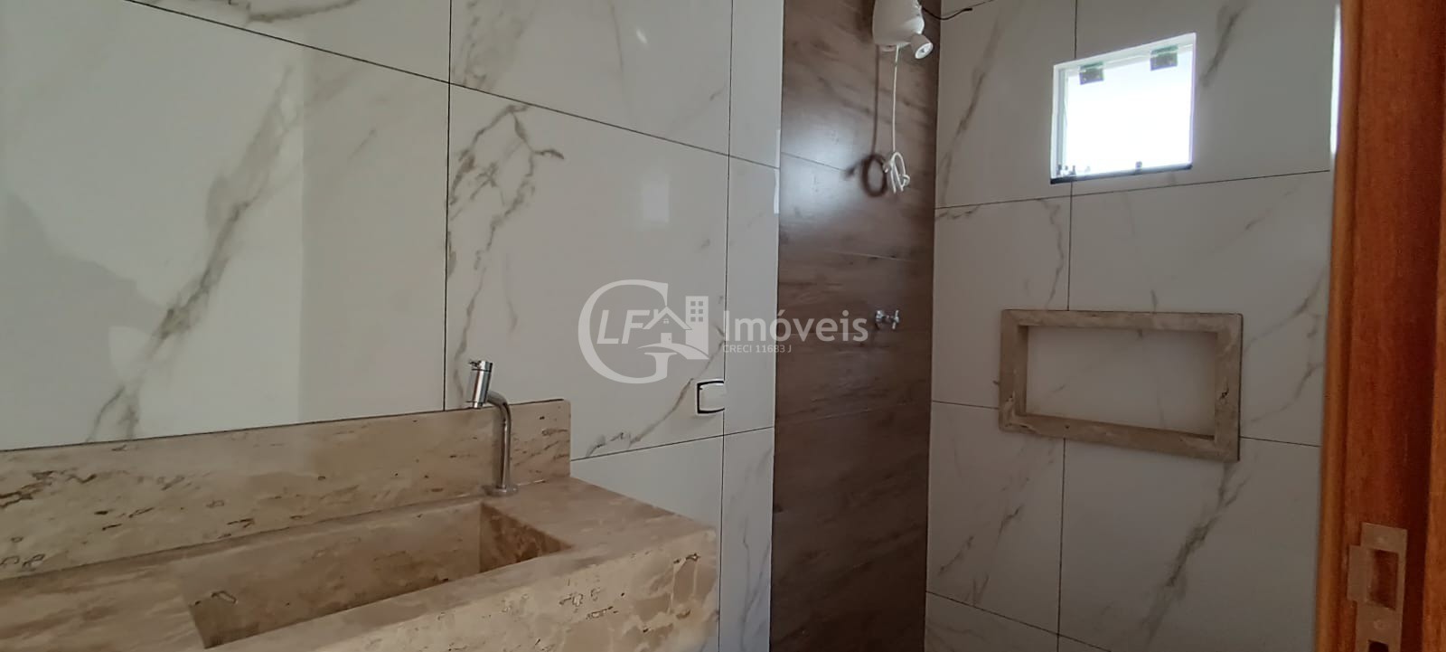 Casa à venda com 3 quartos, 240m² - Foto 9