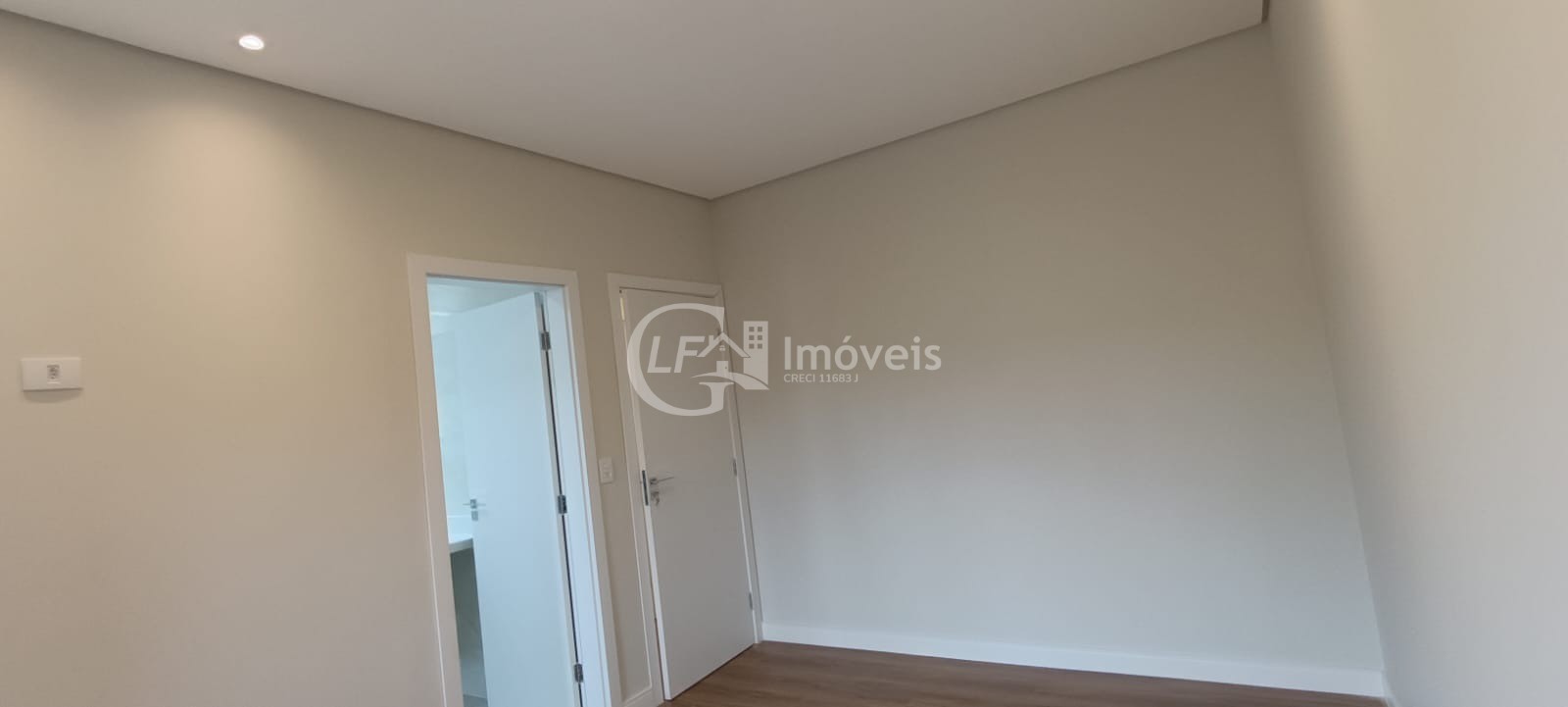 Casa à venda com 3 quartos, 360m² - Foto 17