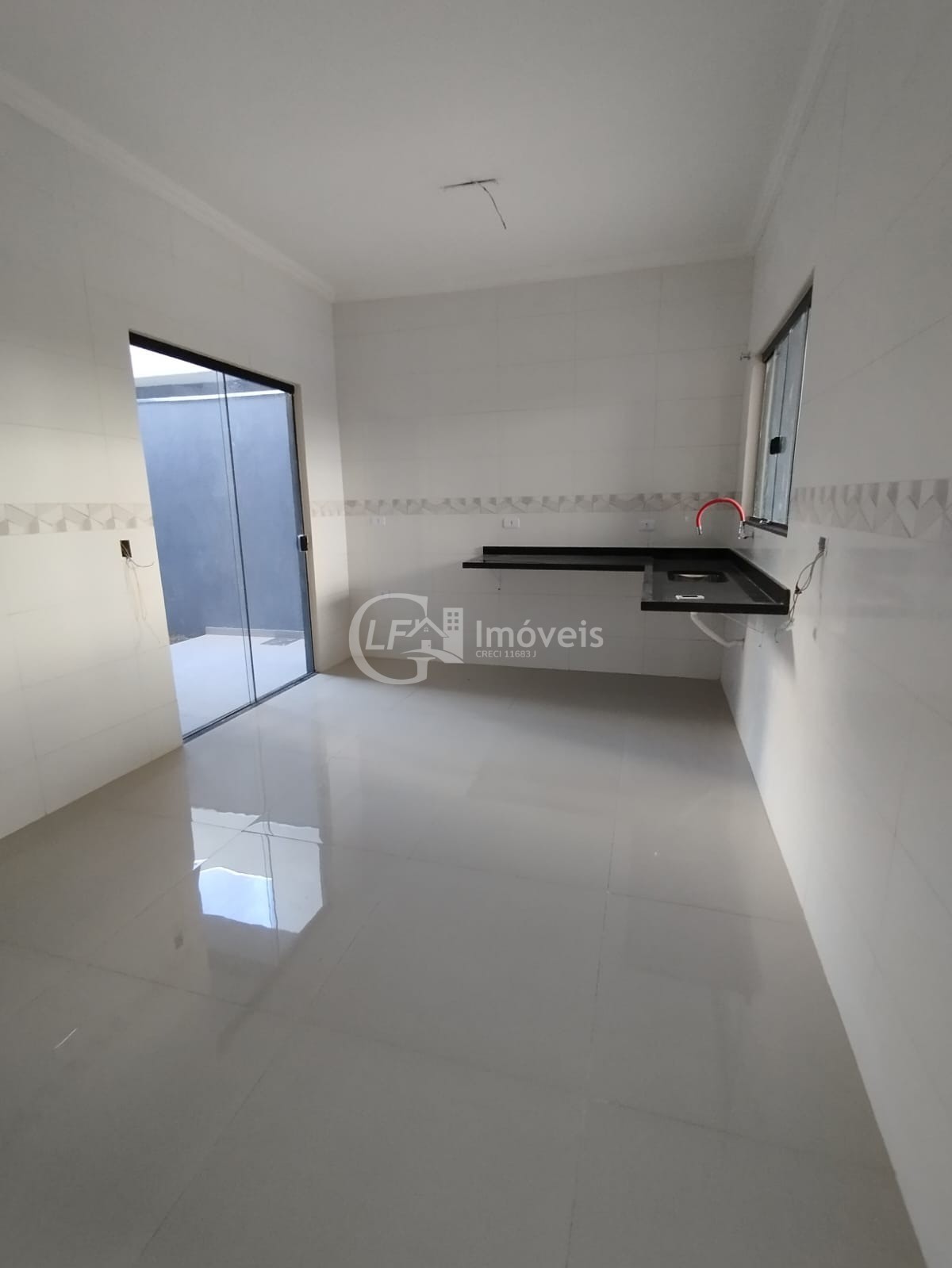 Casa à venda com 3 quartos, 180m² - Foto 10