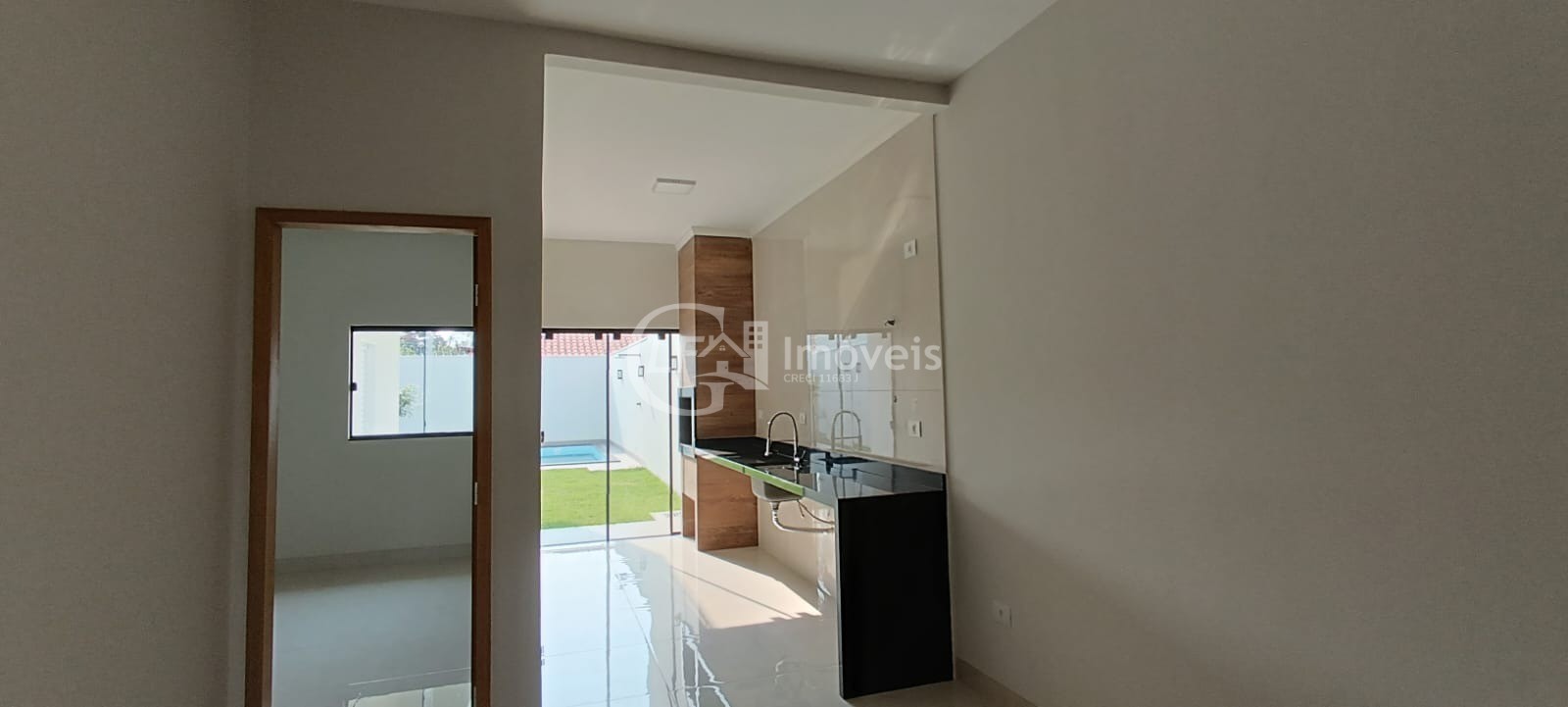 Casa à venda com 3 quartos, 216m² - Foto 7