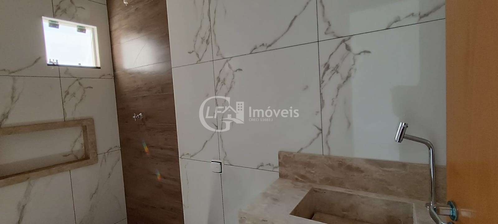 Casa à venda com 3 quartos, 240m² - Foto 10