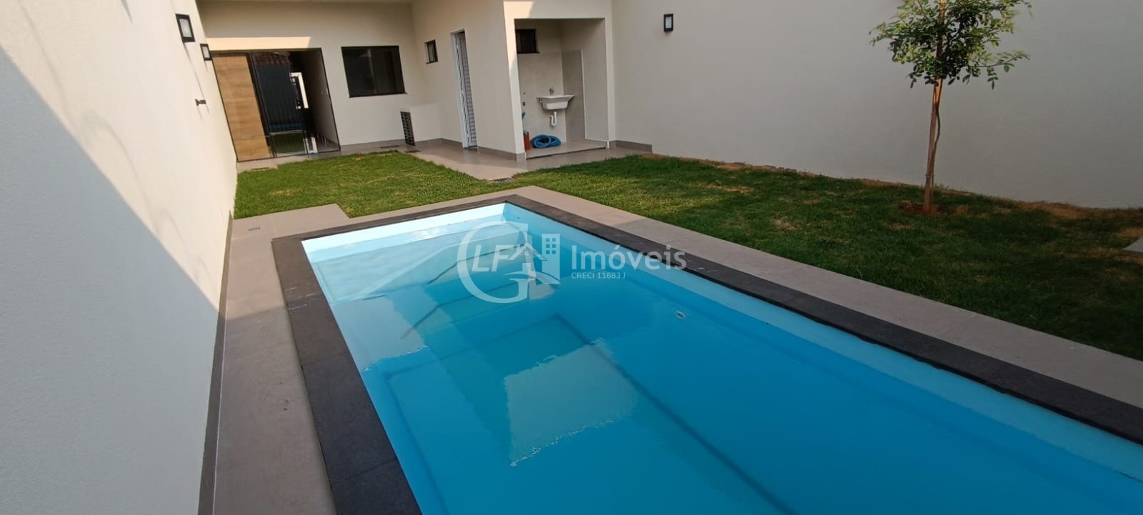 Casa à venda com 3 quartos, 216m² - Foto 17