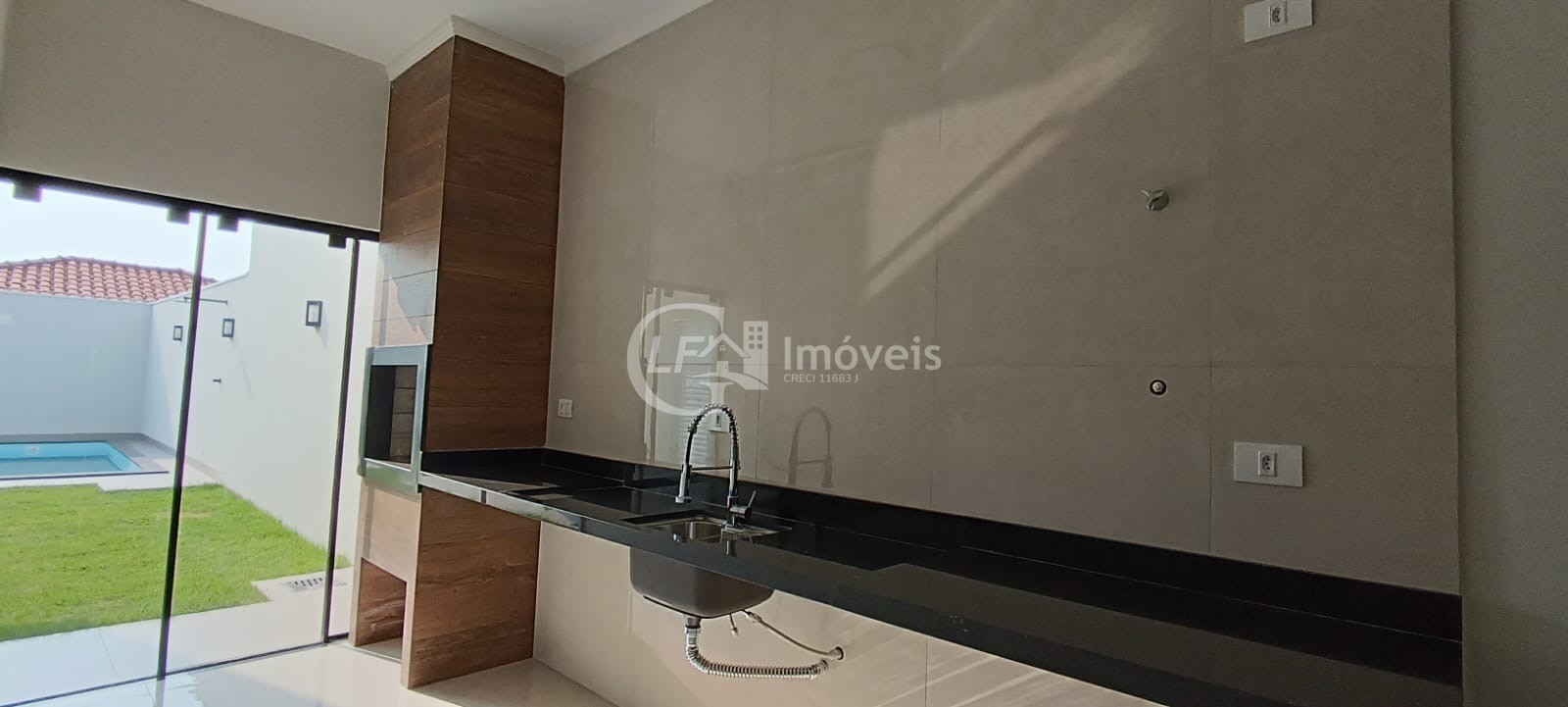 Casa à venda com 3 quartos, 216m² - Foto 6