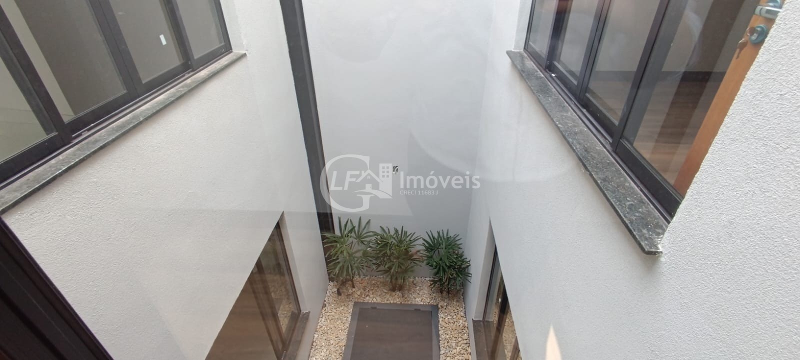 Casa à venda com 3 quartos, 202m² - Foto 19