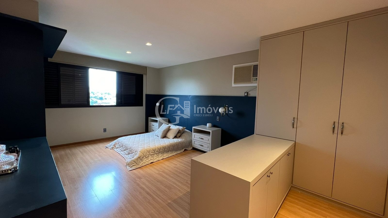 Apartamento à venda com 3 quartos, 227m² - Foto 27