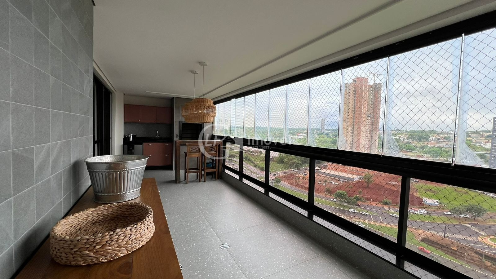 Apartamento à venda com 3 quartos, 227m² - Foto 7