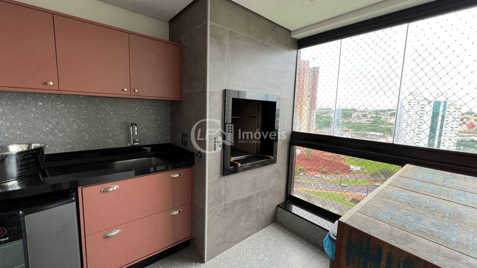 Apartamento à venda com 3 quartos, 227m² - Foto 10