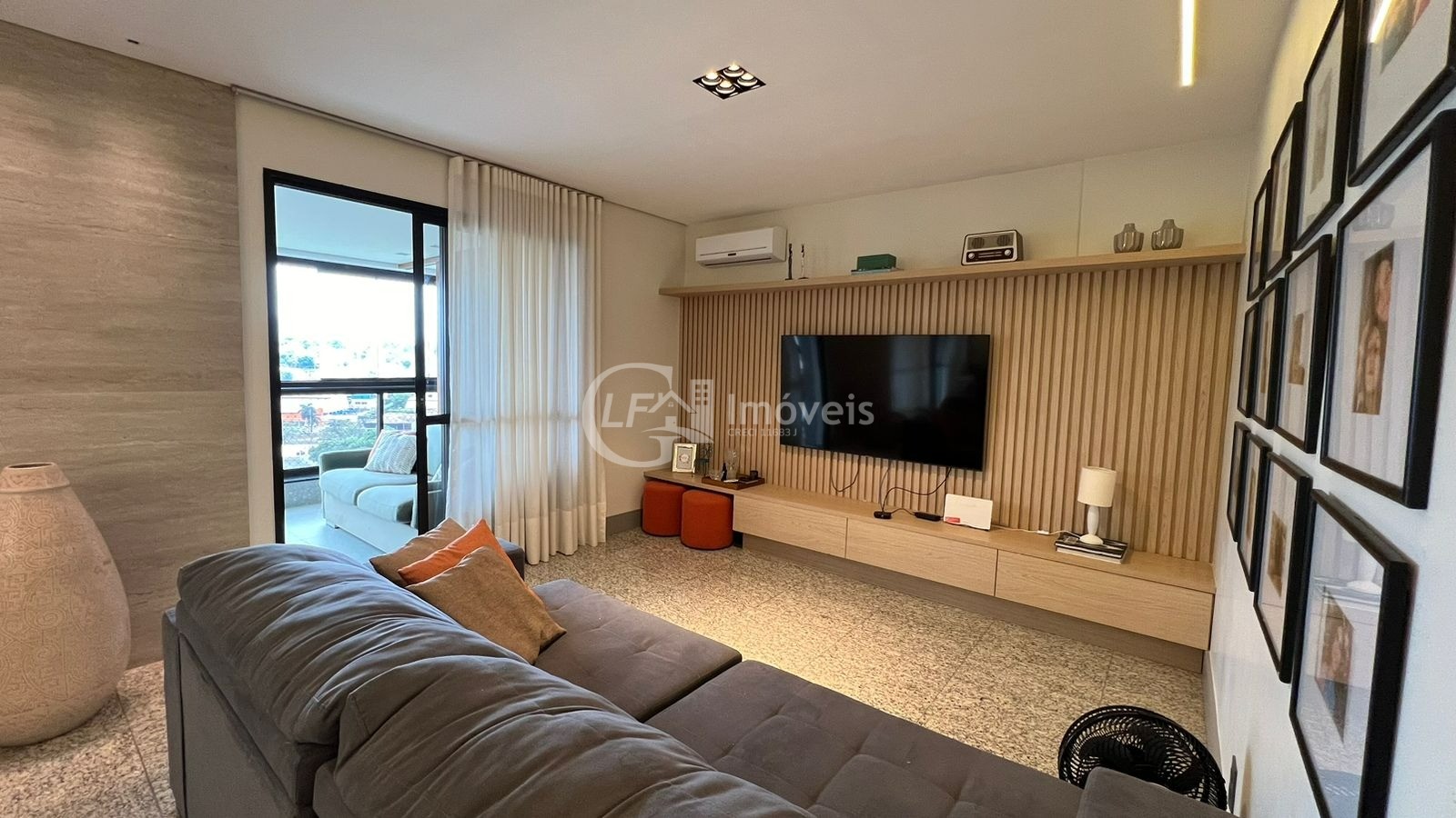 Apartamento à venda com 3 quartos, 227m² - Foto 5