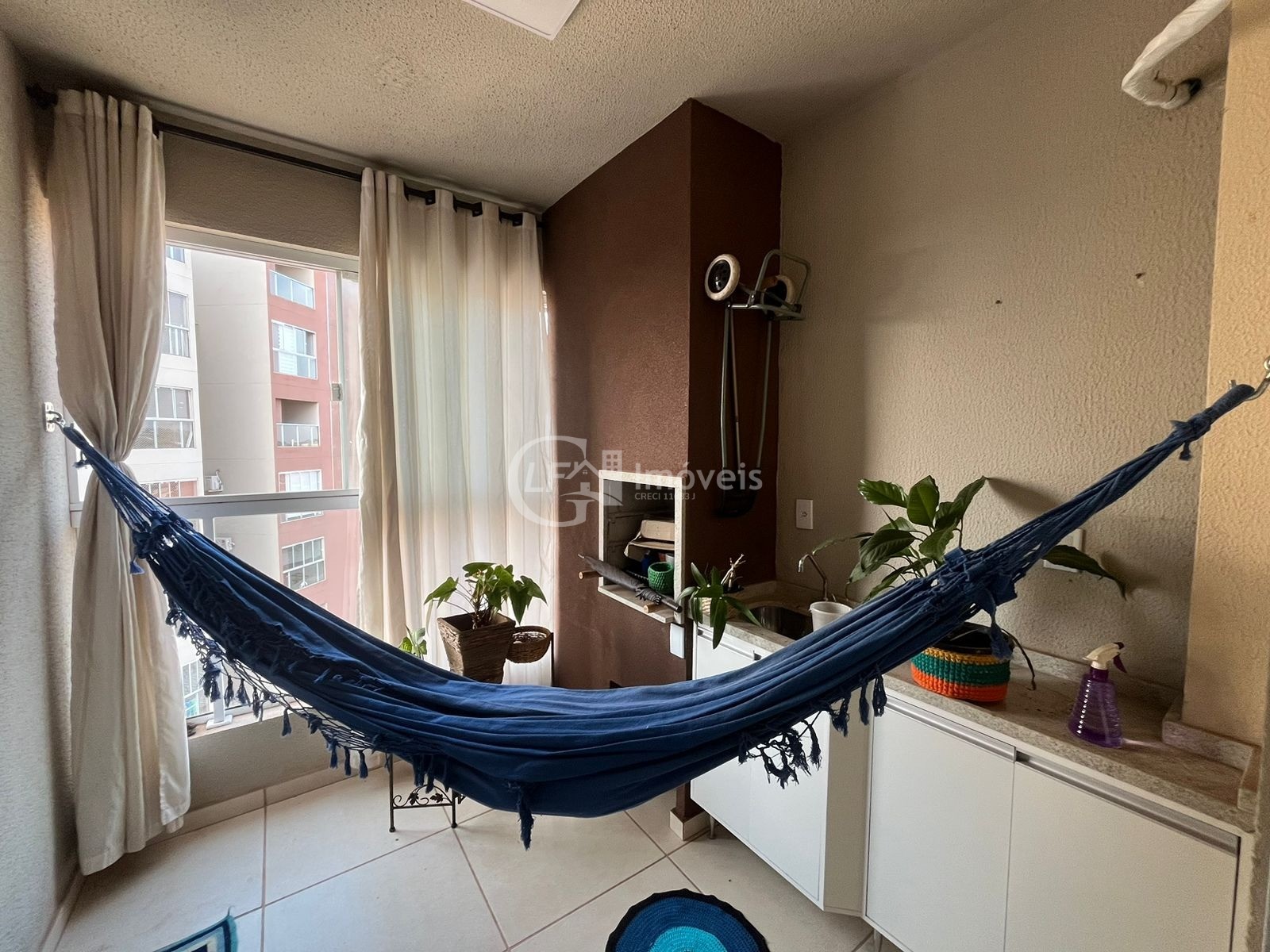 Apartamento à venda com 2 quartos, 63m² - Foto 3