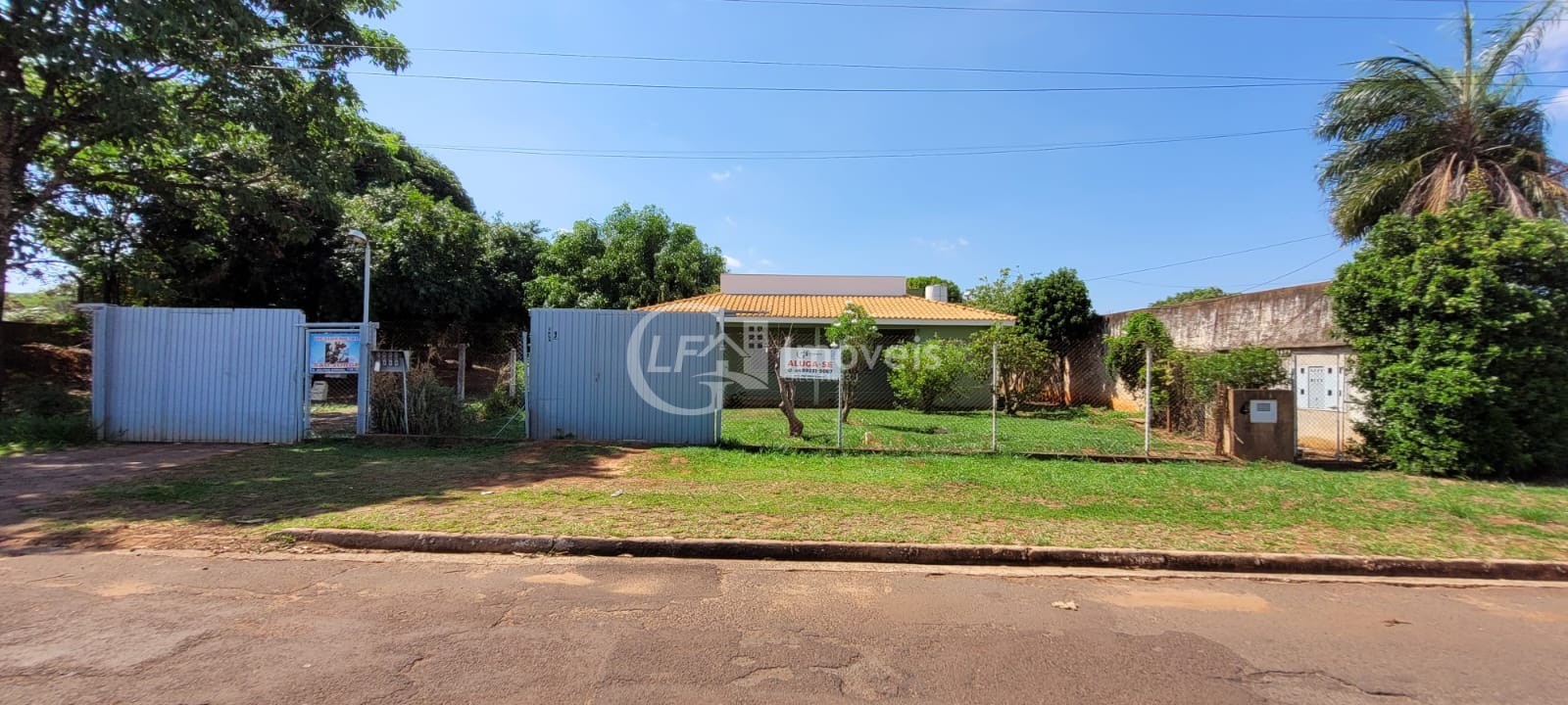 Casa para alugar com 3 quartos - Foto 1