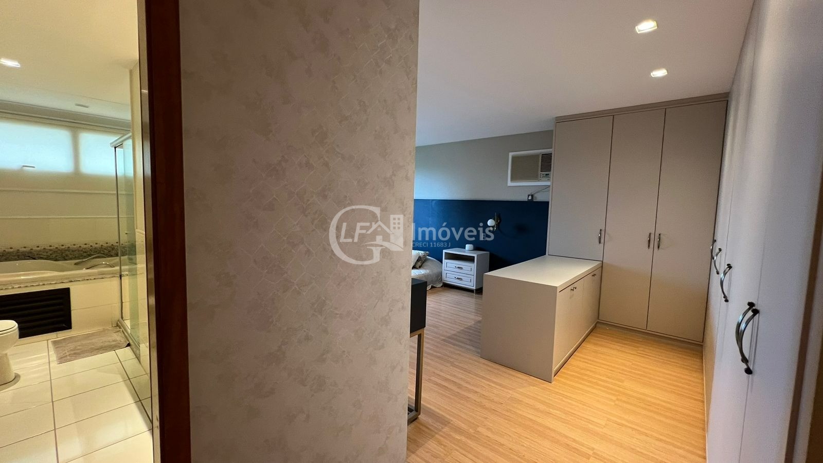 Apartamento à venda com 3 quartos, 227m² - Foto 26