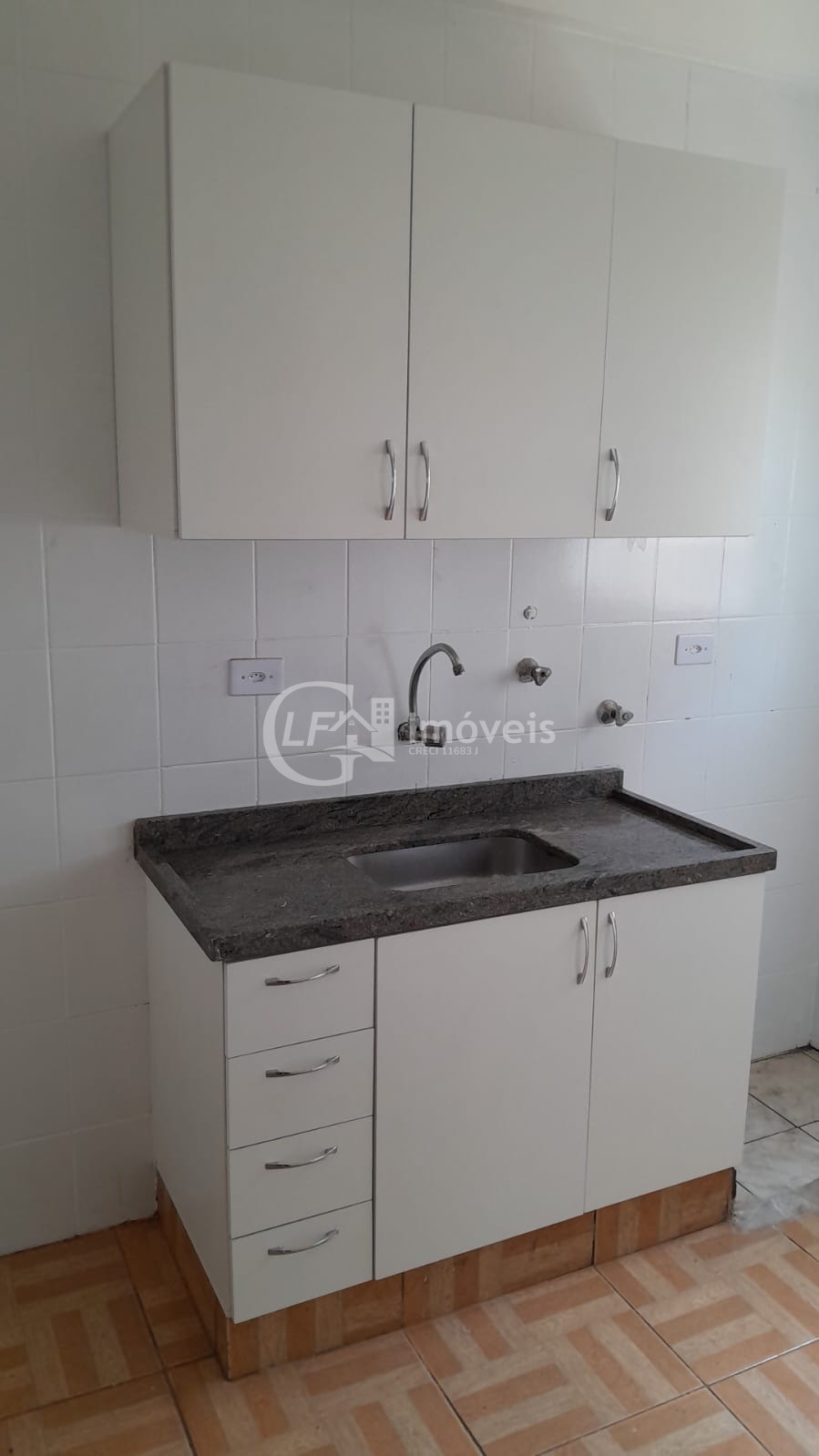 Apartamento para alugar com 2 quartos, 64m² - Foto 13