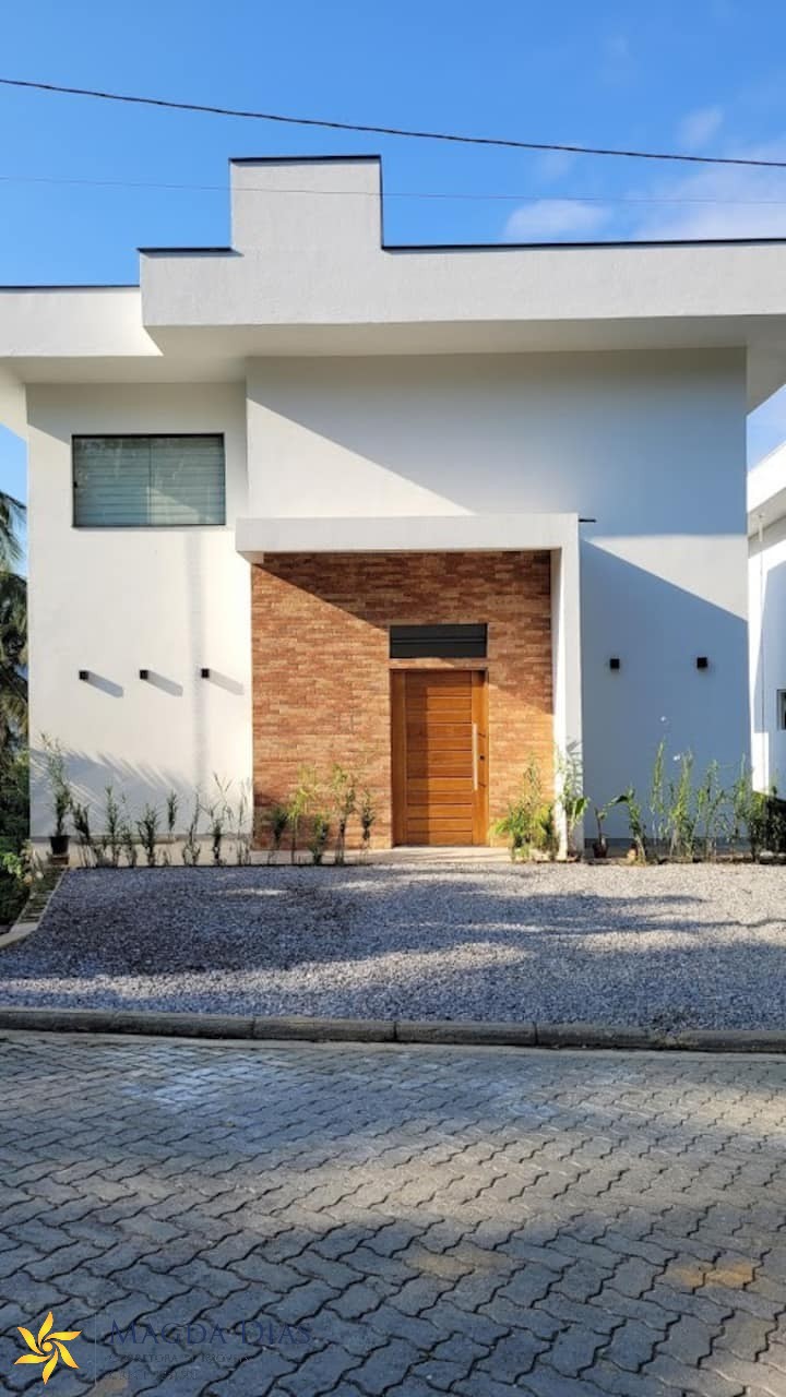 Casa à venda com 3 quartos, 200m² - Foto 4