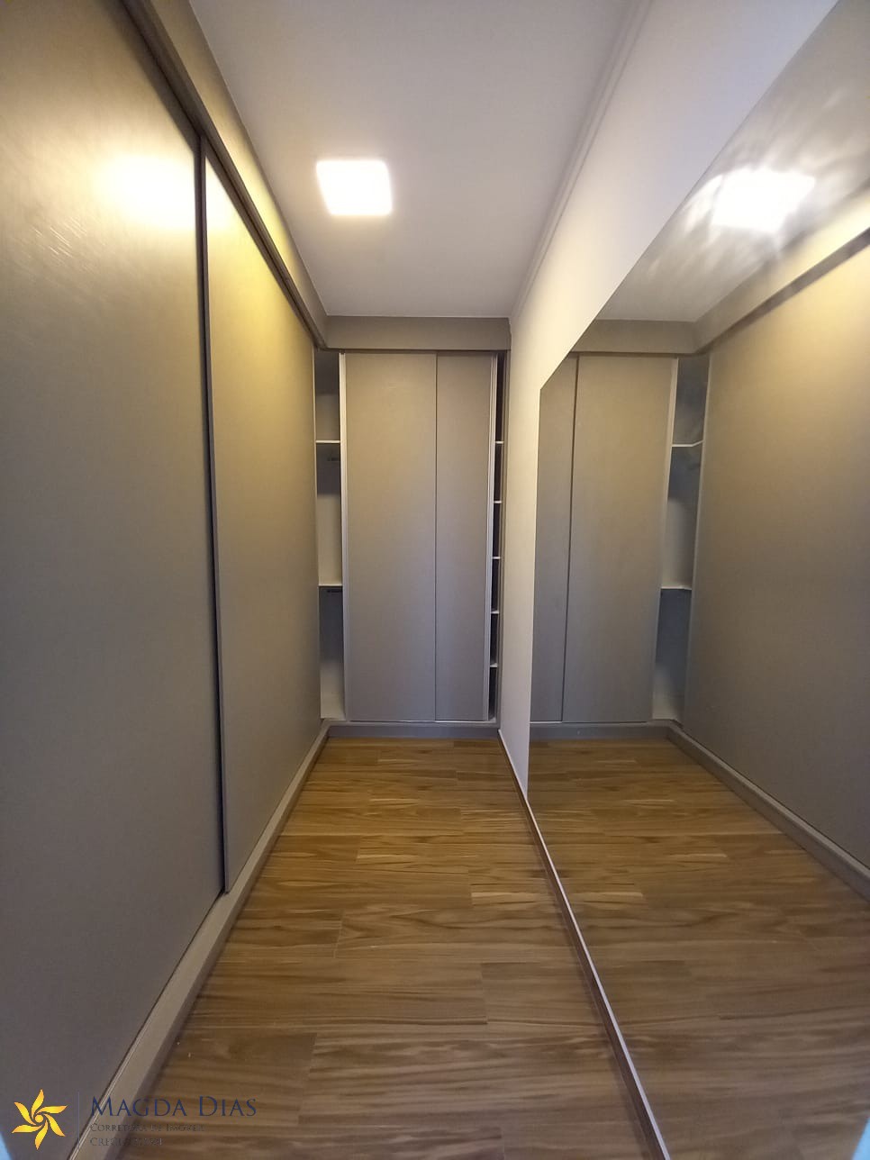 Casa à venda com 6 quartos, 311m² - Foto 35