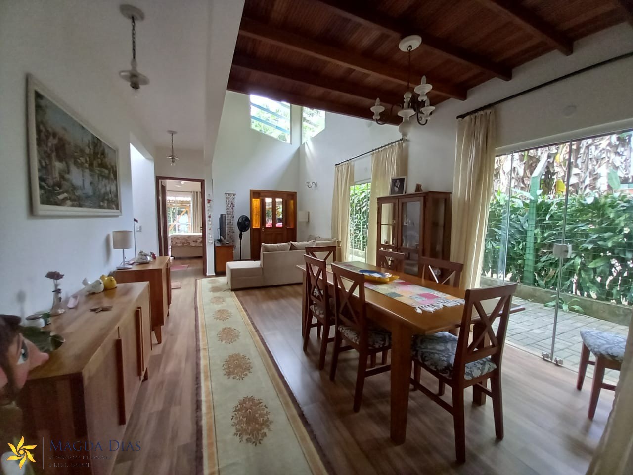 Casa à venda com 5 quartos, 308m² - Foto 8