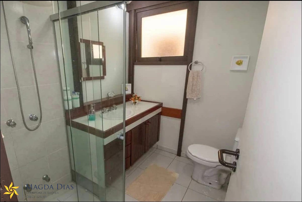 Casa à venda com 3 quartos, 250m² - Foto 22