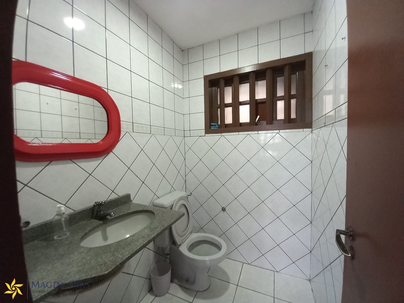 Casa à venda com 4 quartos, 160m² - Foto 13