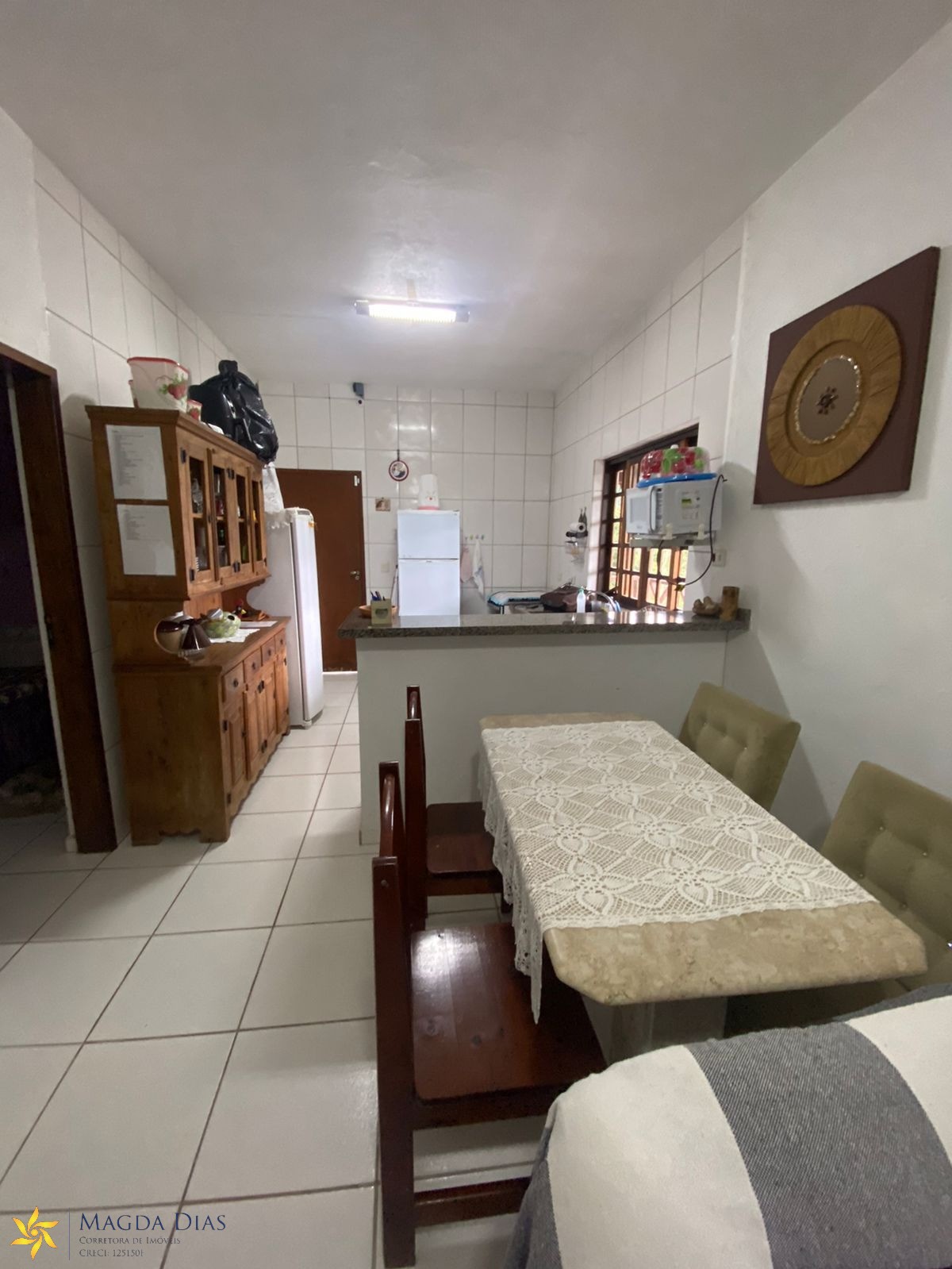 Casa à venda com 3 quartos, 229m² - Foto 9